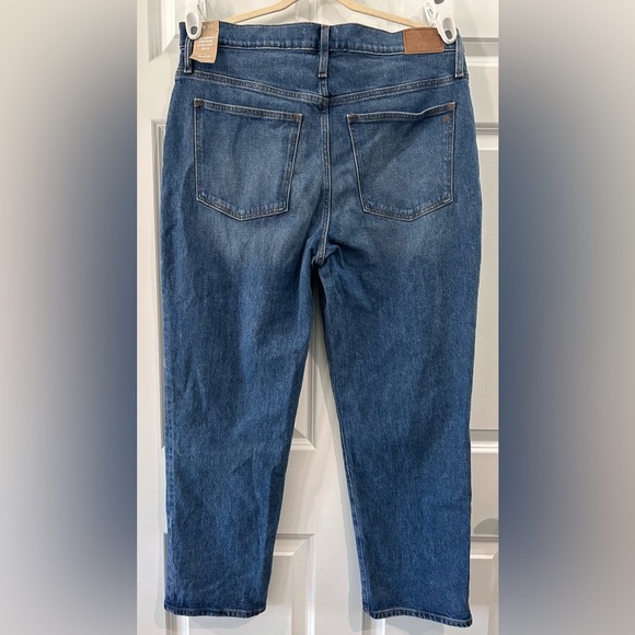 NWT Madewell The Perfect Vintage Straight Jeans in Med Wash Womens Size 33 Denim - Picture 2 of 12
